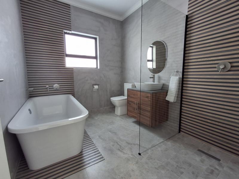3 Bedroom Property for Sale in Shelley Point Western Cape